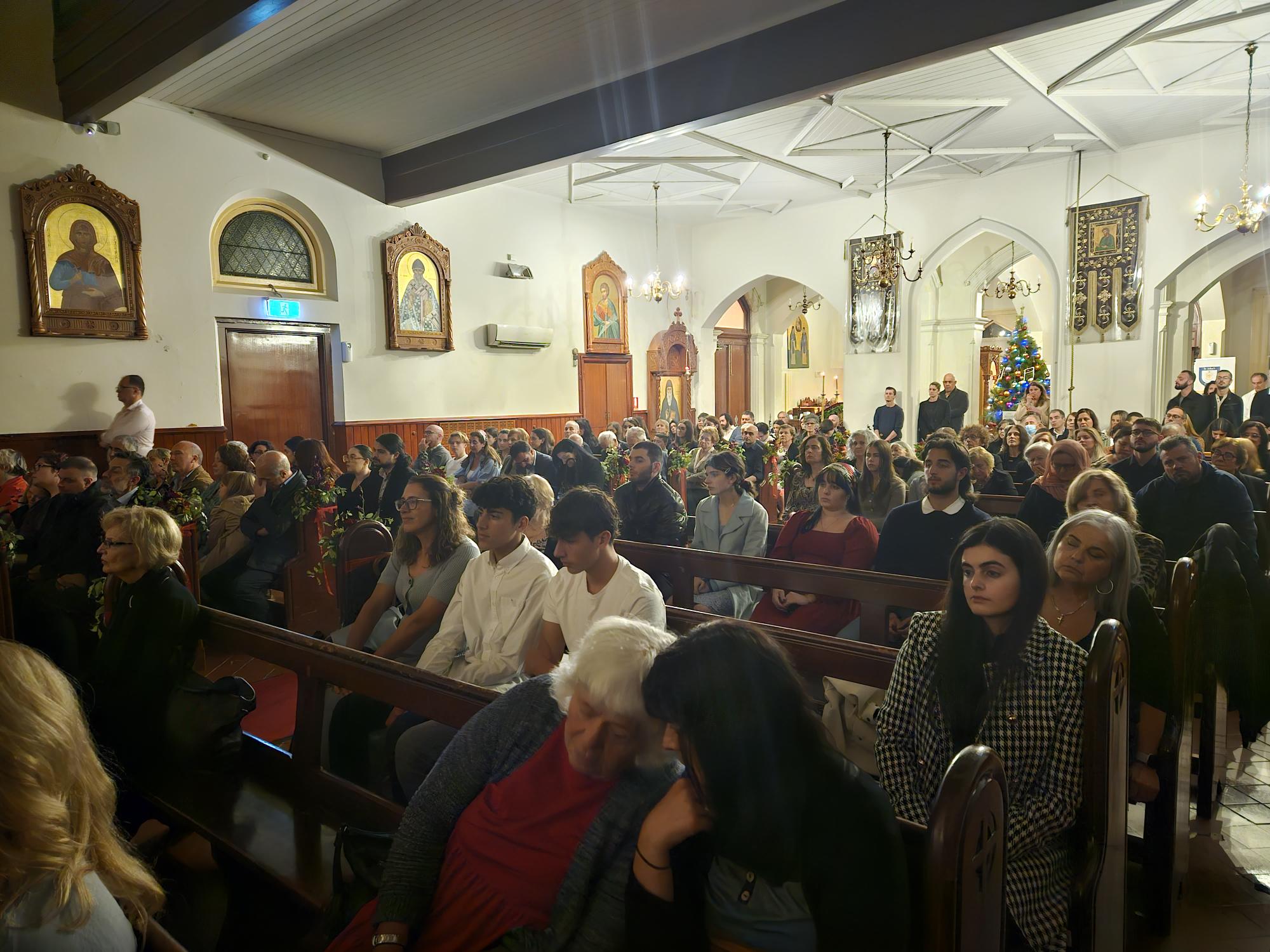 Northcote: Βραδινή Θ. Λειτουργία επί τη εορτή των Χριστουγέννων στον Αρχιεπισκοπικό Ναό της Παναγίας «Άξιον Εστί»