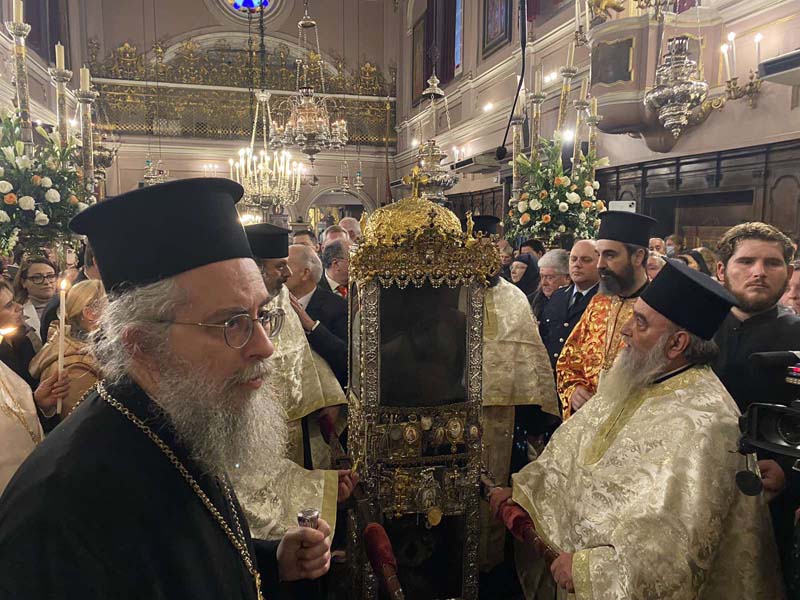 Με τα «μπάσματα» του Αγίου Σπυρίδωνος ολοκληρώθηκαν οι εορτασμοί για τον Προστάτη της Κέρκυρας