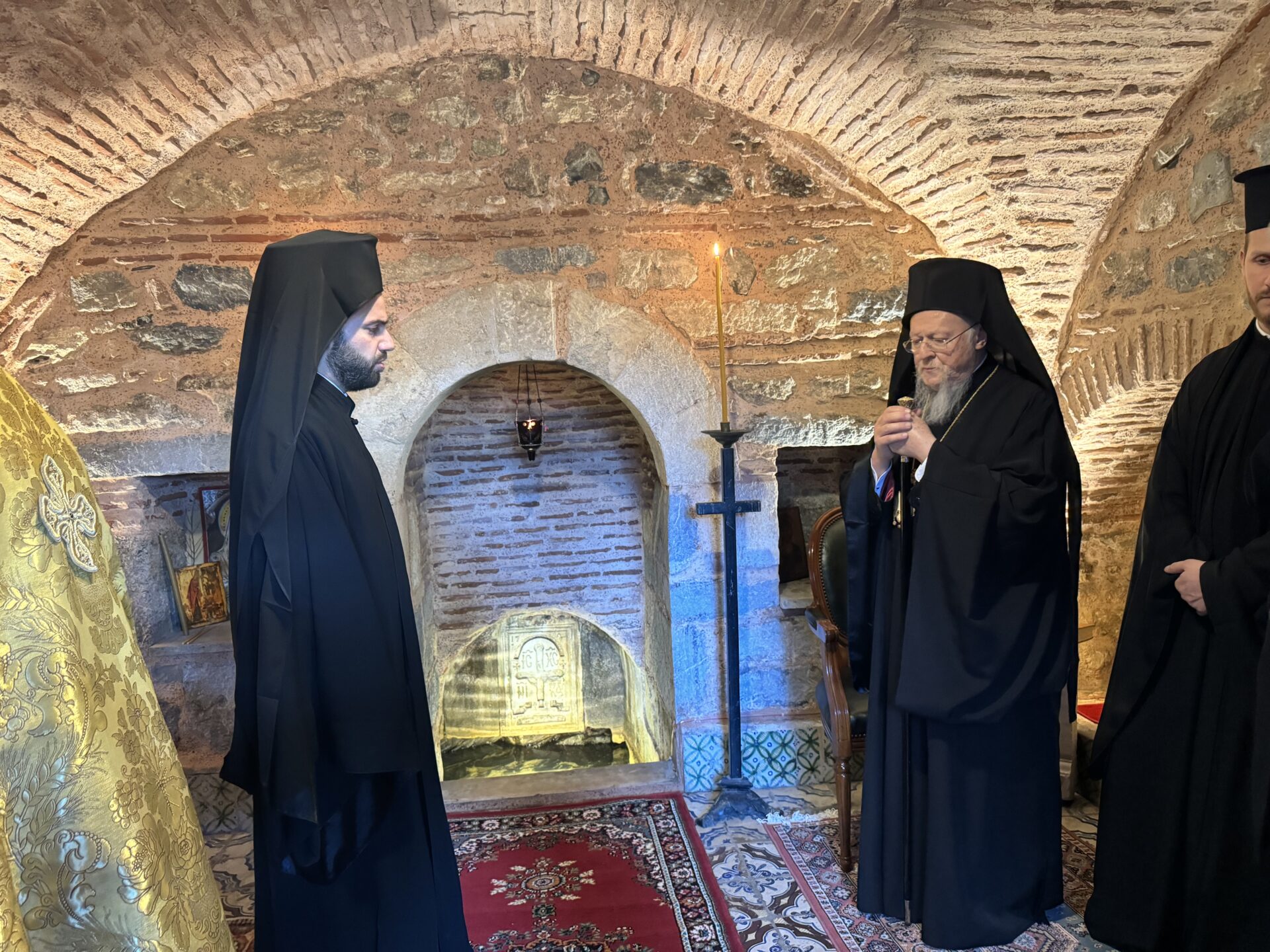 Ο Οικουμενικός Πατριάρχης στο Παρεκκλήσιο του Αγίου Χαραλάμπους στο Πατριαρχείο